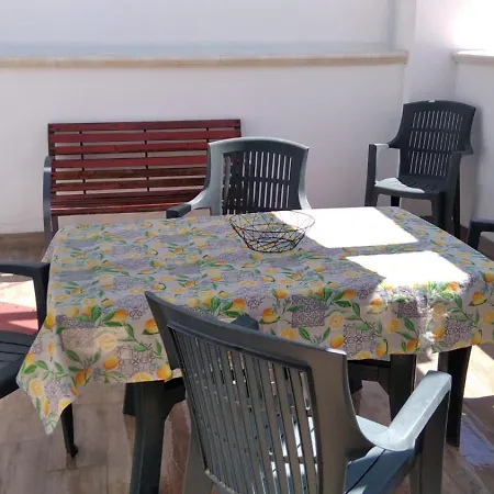 Paola Confort House *